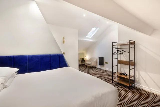 Standard, Double or Twin Bed, Lock & Key Hotel 2/9