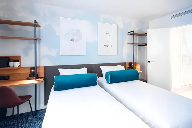 غرفة متصلة عائلية بسرير فردي، Hotel Bleu de Grenelle 1/2