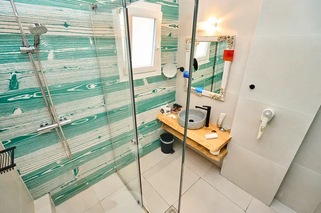 Superior, Double Bed, Lateral Side Sea View، Bellissimo Resort 4/4