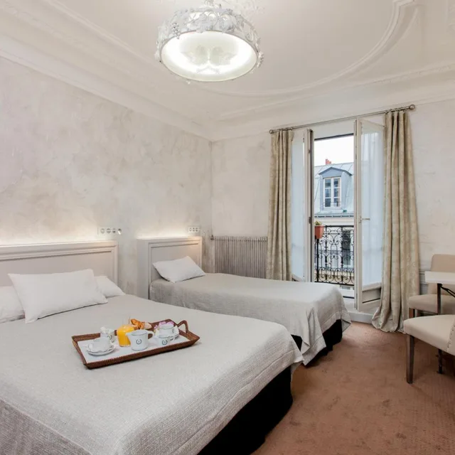 Family, Single Bed, Hotel Bonaparte 1/3