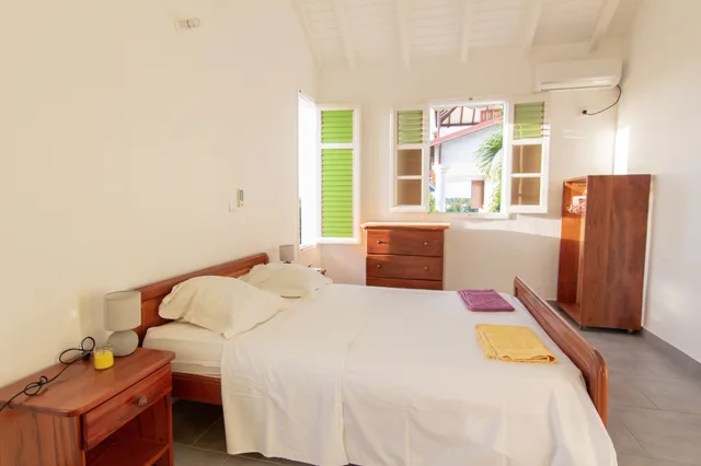 بنغل بسريرين مزدوجين، Au Jardin Debeausejour 2/2