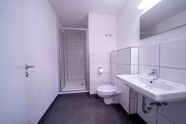 Superior, Quadruple, NEOHOSTEL BERLIN 3/5