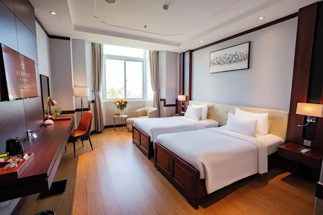 Superior, Twin Beds, City View, Van Phat Riverside Hotel 8/10