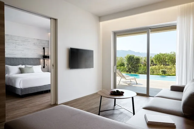 Family Suite, Double Bed, Partial Sea View, Pool Access، Euphoria Resort 3/9