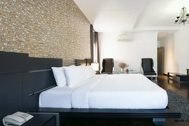 جناح، A&EM Corp - The Petit Hotel 1/7