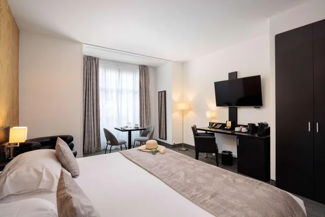 Superior, Triple, King Bed, Best Western Plus Hotel Massena Nice 2/6