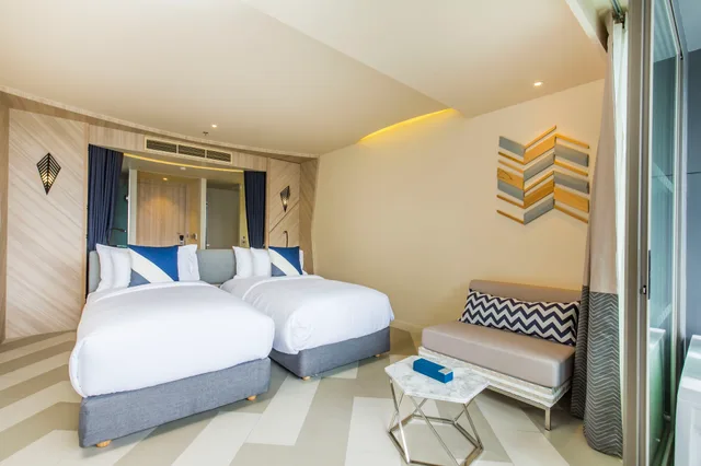 SIS Over The Sea، The SIS Kata Resort - Adults Only 5/9