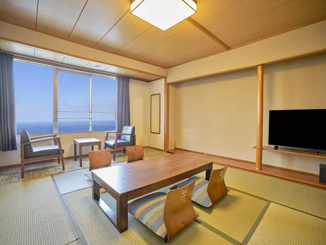 غرفة يابانية قياسية بفرشتي فوتون بإطلالة على البحر، Kamenoi Hotel Atami Annex 1/1