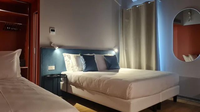 شقة بسريرين كوين بغرفة نوم واحدة في الملحق، Venice Michelangelo Hotel 7/10