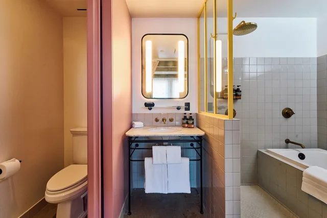 Renovated, 2 Queen Beds، STILE Downtown Los Angeles by Kasa 8/10