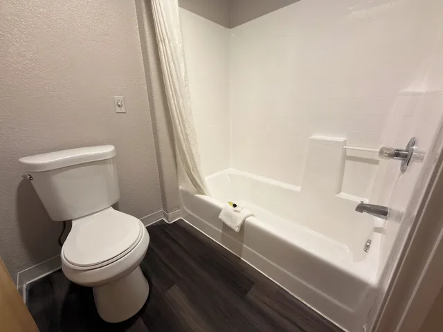 جناح ديلوكس بسرير كينج، Americas Best Value Inn Apache Junction 1/2