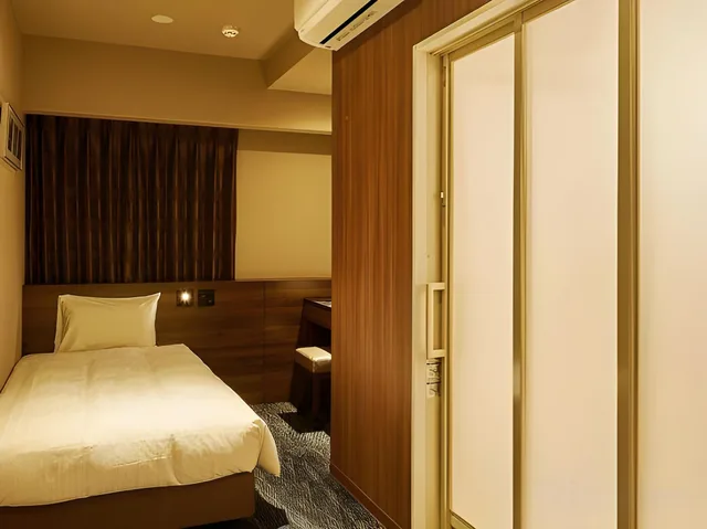 Universal, Welina Hotel Premier Nakanoshima East 1/1