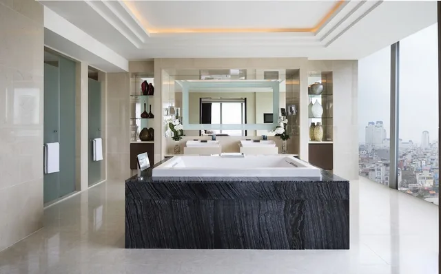 1 Bedroom, Chairman, Executive, Suite, Double Bed، Jw Marriott Hotel Hanoi 2/3