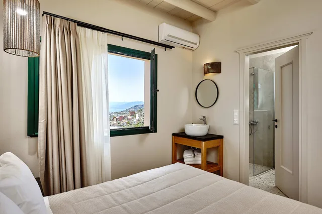 Superior, Suite, 2 Queen Beds, 2 Sofa, Marni Village 7/10