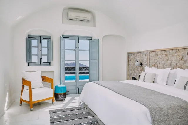 1 Bedroom, Villa, King Bed, Vineyard View, Sea View, Private Pool، Vedema A Luxury Collection Resort Santorini 2/3