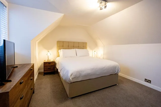 3 Bedrooms, House، New Inn Hotel 1/9