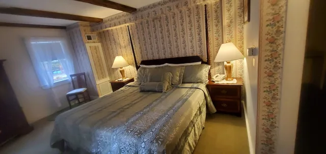 غرفة قياسية بسرير كينج، Old Orchard Beach Inn 5/10
