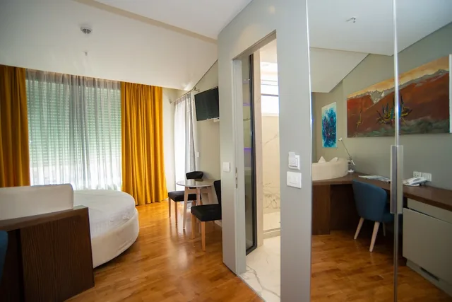 Bougainville Bay Hotel، ساراندا 32/78