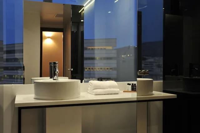 Room, Single, Queen Bed, Acropolis View, Corner، B4b Athens 365 Hotel 1/1