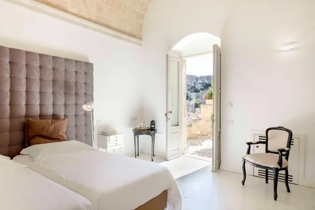 غرفة بسرير مزدوج بإطلالة على المدينة، Sant'Angelo, Matera - Small Luxury Hotels 3/10