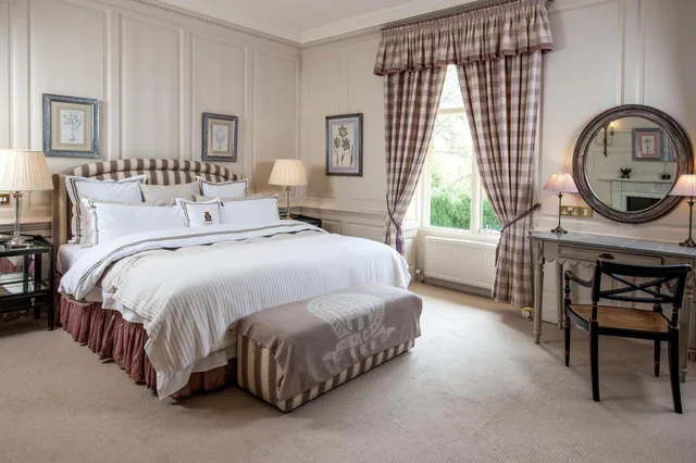جناح، The Slaughters Manor House 1/2
