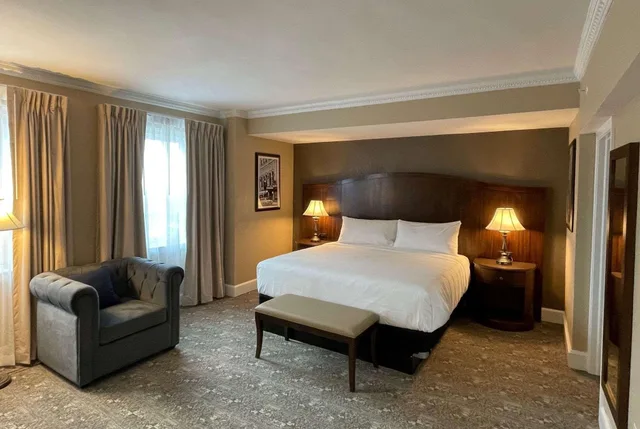 جناح فاخر بغرفتي نوم، The Americus Hotel Trademark Collection by Wyndham 1/3