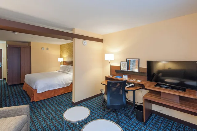 جناح بغرفة نوم واحدة لذوي الإعاقة، Fairfield Inn Suites Enterprise 2/2