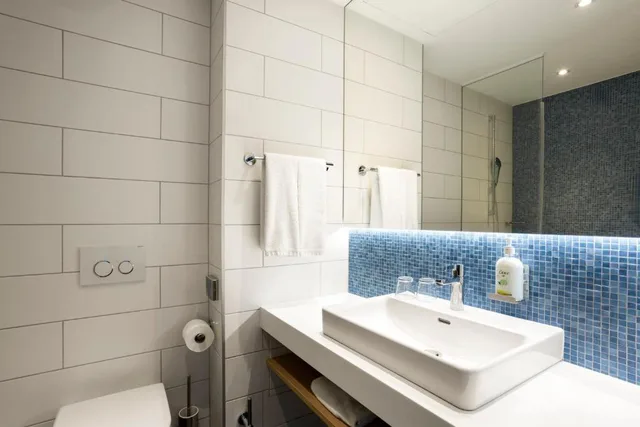 غرفة قياسية بسرير مزدوج أو سريرين منفصلين، Holiday Inn Express MUNICH CITY WEST 5/6