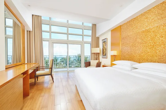 جناح بسرير كينج بإطلالة على البحر بغرفة نوم واحدة، Four Points By Sheraton Shenzhou Peninsula 1/2