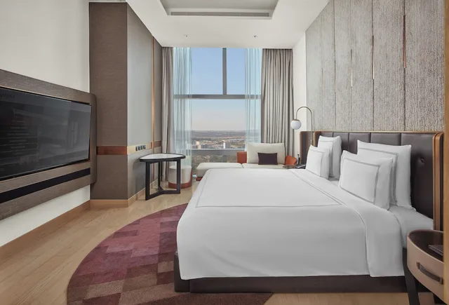 Presidential, Swiss, Suite, 2 King Beds، Swissotel Clark Philippines 2/4