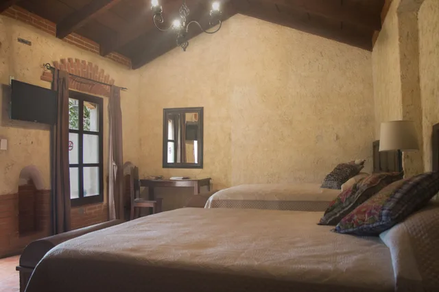 غرفة قياسية رباعية بسريرين كوين، Naif Boutique Hotel & Gallery 9/10