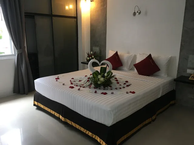 استوديو بسرير كينج بإطلالة على المدينة، The Front Hotel And Apartment 2/9