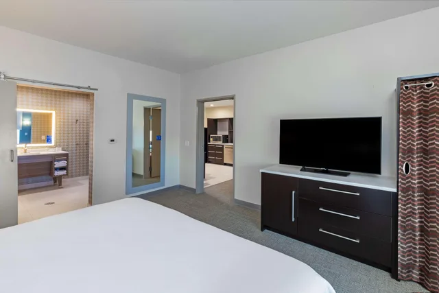 جناح بسرير مزدوج لذوي الإعاقة، Home2 Suites By Hilton Midland East 1/3