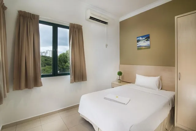 غرفة سوبيريور بـ3 غرف نوم، Golden View Serviced Apartment 1/2