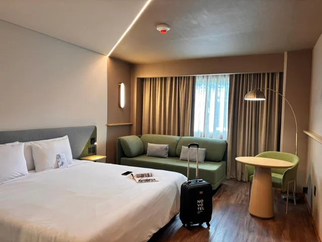 Executive, Queen Bed, Novotel Monterrey Valle 5/10