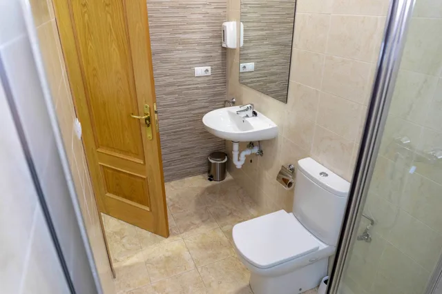 غرفة سوبيريور بسرير مزدوج، Albergue Alda Estella Hostel 4/6