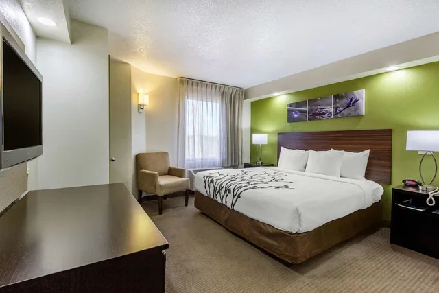 غرفة قياسية بسرير كينج، Sleep Inn near Busch Gardens - USF 5/10