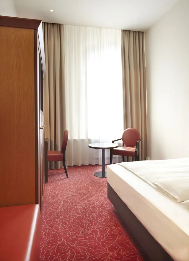 غرفة مفردة، Hotel Hafen Hamburg 6/8