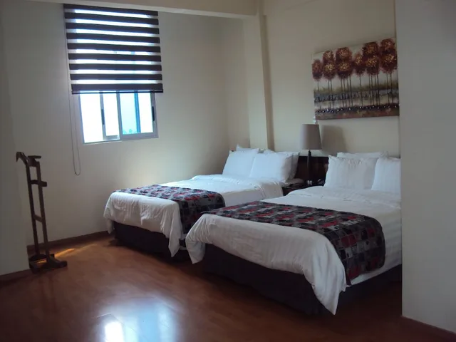 Room, 2 Double Beds, Trueba 4/8