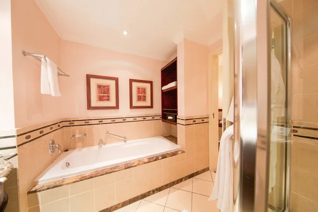 غرفة سوبيريور، Kigali Serena 8/8
