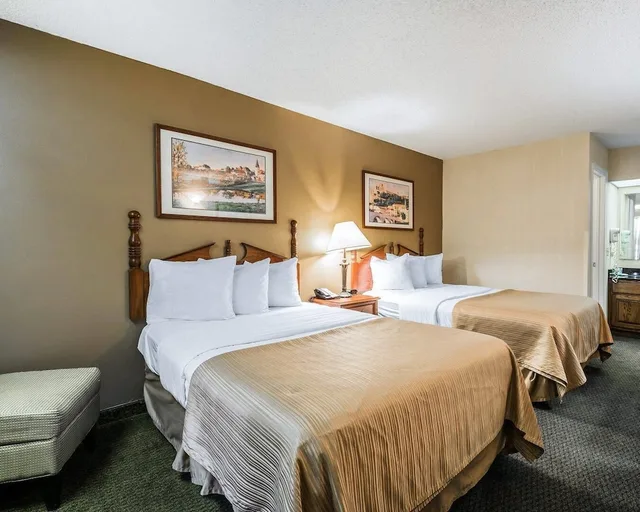 غرفة قياسية بسريرين مزدوجين للمدخنين، Quality Inn Bainbridge 3/8