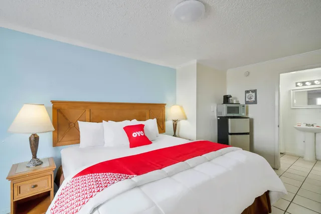 غرفة بسرير كينج، OYO Hotel Rockport- Bay View 2/5