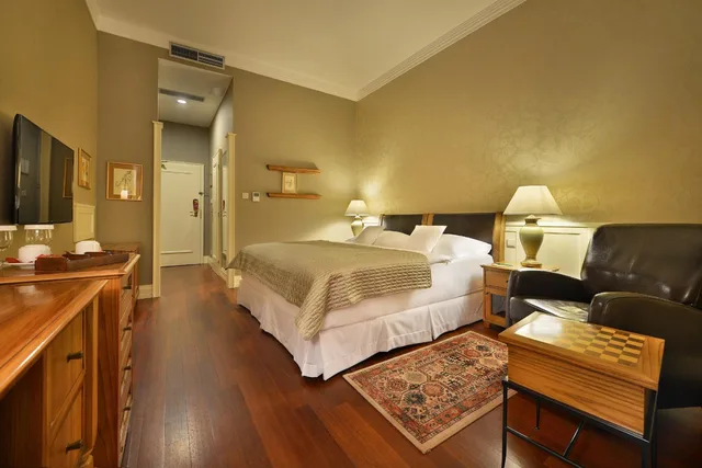 غرفة بريميوم بسرير مزدوج، Marrol S Hotel 6/9