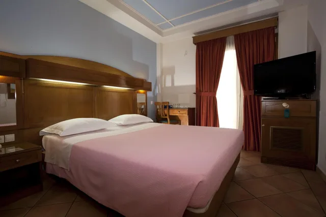 غرفة بسرير مزدوج أو سريرين منفصلين، Hotel Katerina 9/10