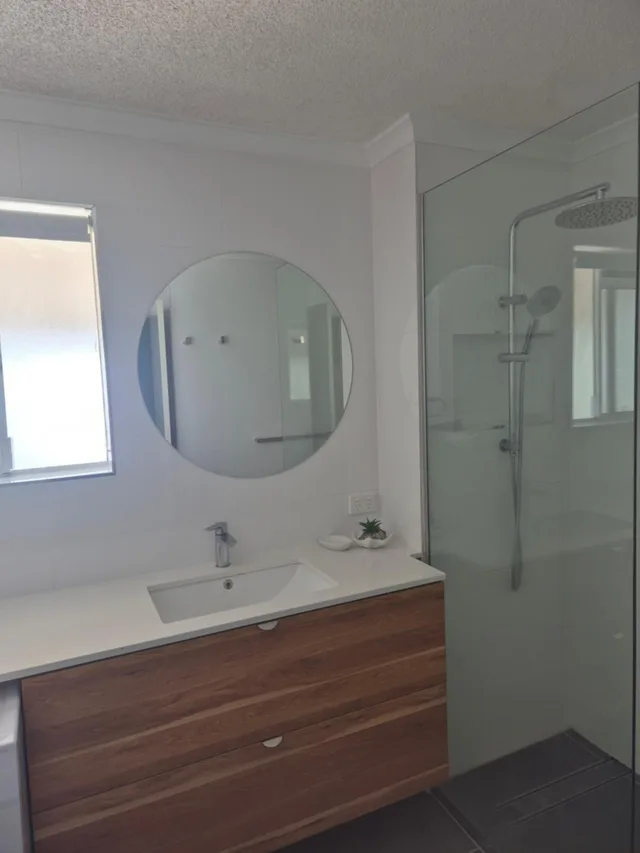 2 Bedrooms, Roof Top, Apartment, Stair Access Only، Excellsior 9/10