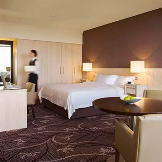 جناح استوديو بإطلالة على البحيرة بحوض جاكوزي، Lakes Resort Hotel 2/4