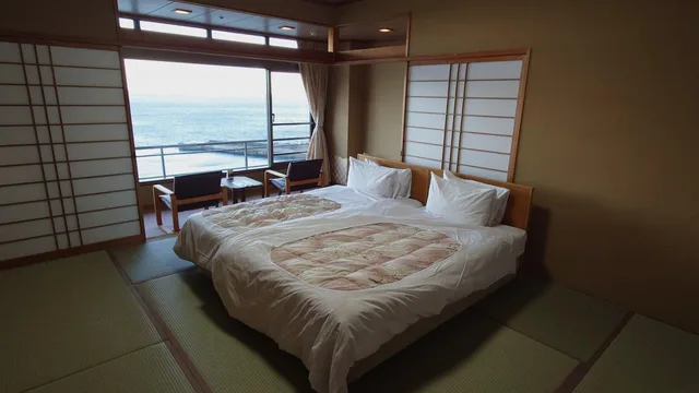 Japanese, Twin Beds, Atagawakan 3/10