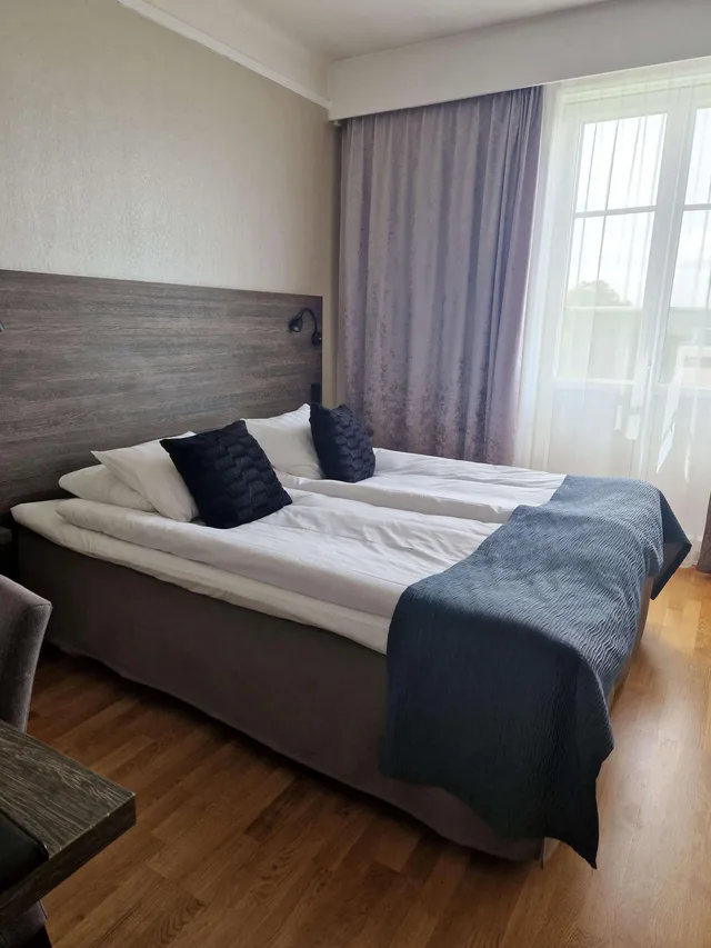 غرفة بسرير كوين، Motala Stadshotell 1/3