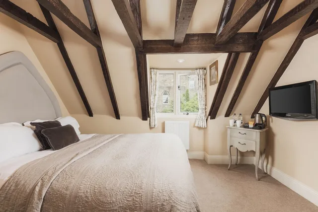 Courtyard, Classic, Double Bed، Lumley Castle 5/10
