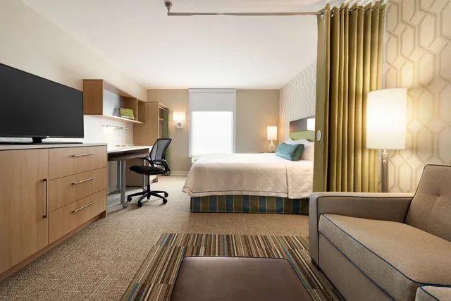 جناح استوديو بسرير كينج لذوي الإعاقة، Home2 Suites By Hilton Milwaukee Brookfield 1/7